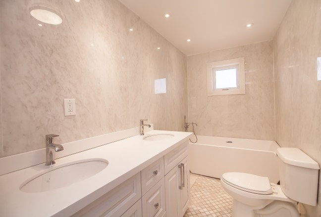 142 Kingswood Dr Brampton (17)